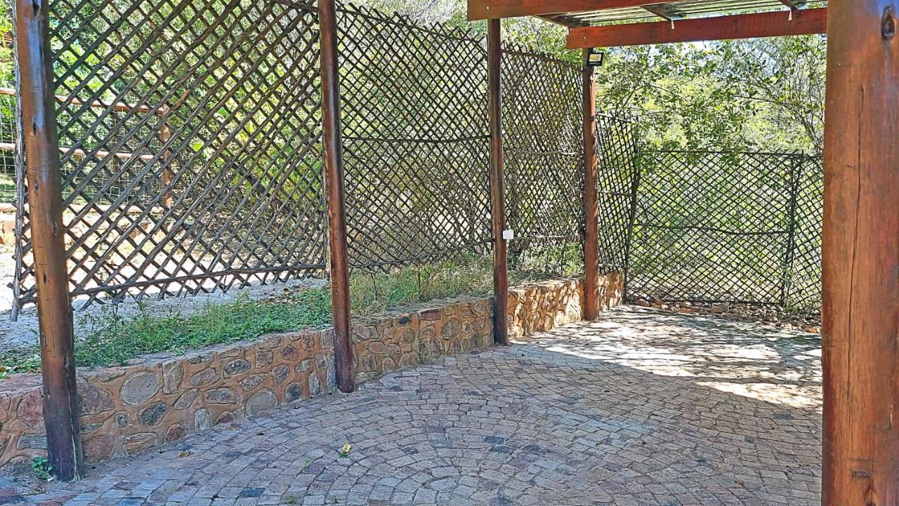 Loskop Serene Bush Cabin Winterkamp Екстериор снимка